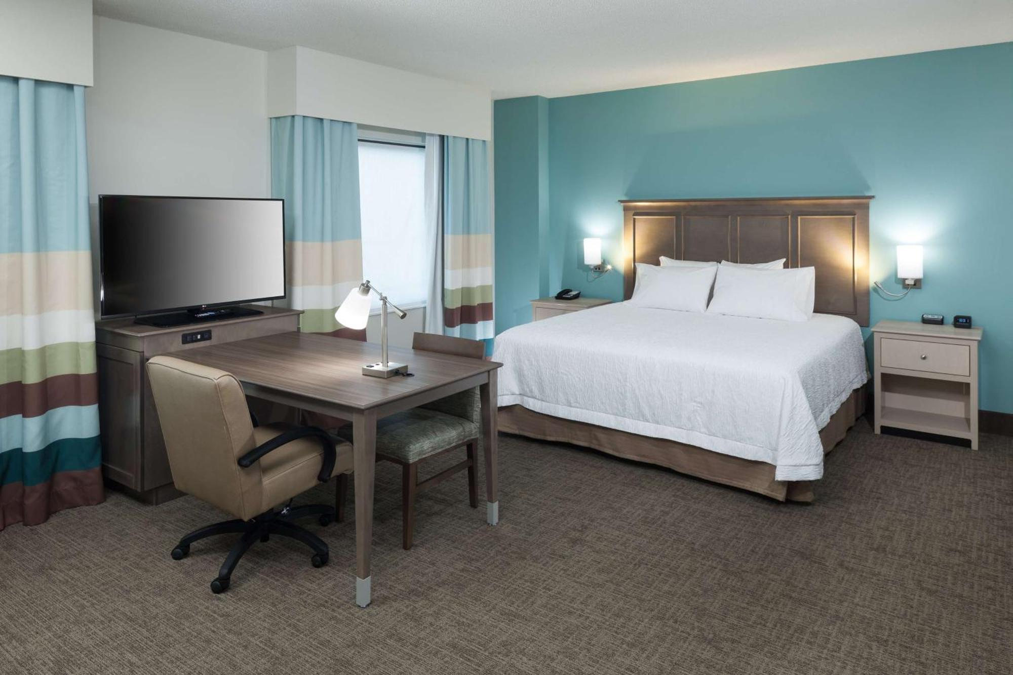 Hampton & By Hilton Carolina Oceanfront Hotel Carolina Beach