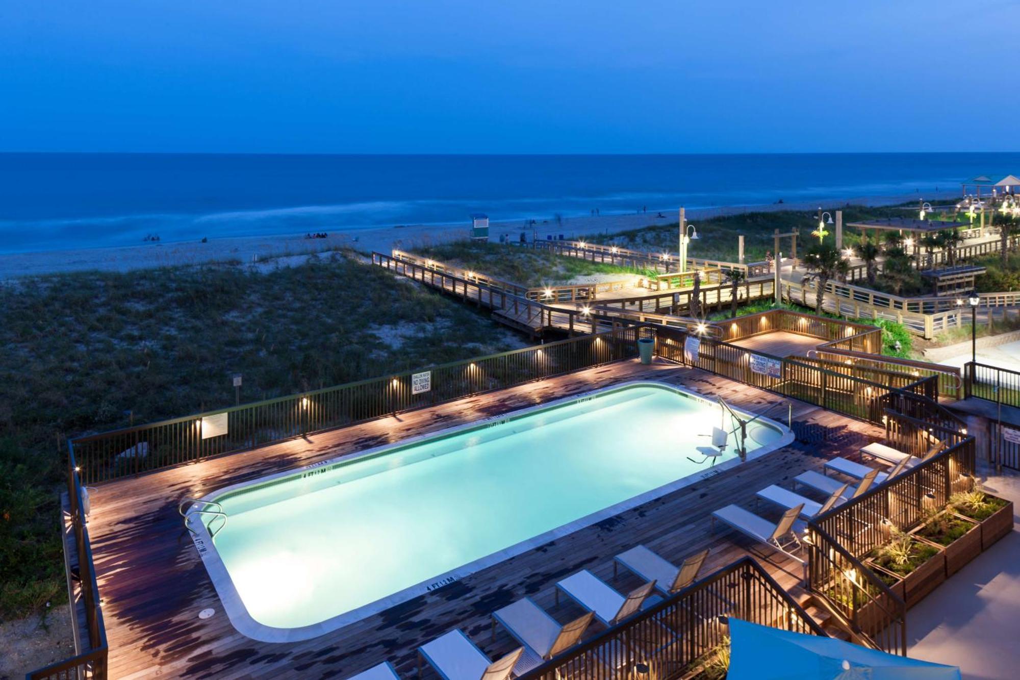 Hampton & By Hilton Carolina Oceanfront 3*